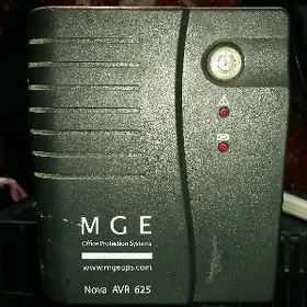 Инвертор Inwerter 24в--220в