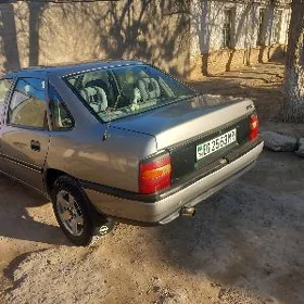 Opel Astra 1990