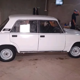 Lada 2107 2000