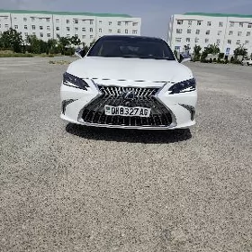 Lexus ES 350 2022