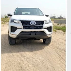 Toyota Fortuner 2024