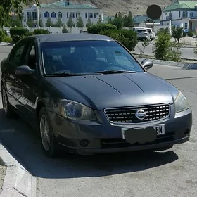 Nissan Altima 2005