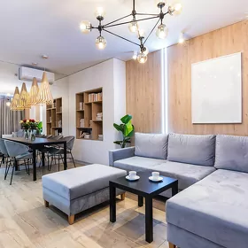 срочно 2 ком  11 мкр Айтакова