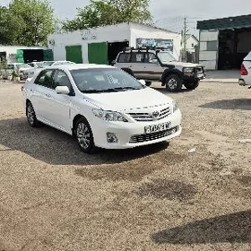 Toyota Corolla 2011