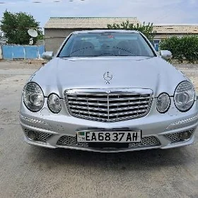 Mercedes-Benz E320 2003