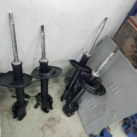 ORGINAL KYB HAYLAN LEXUS VEZNZ