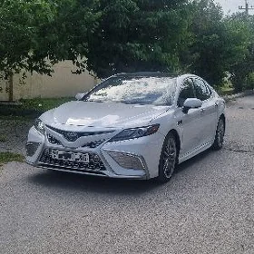 Toyota Camry 2023