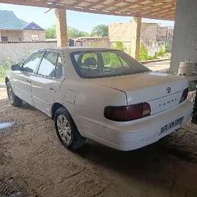 Toyota Camry 1996
