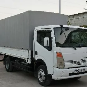 Mitsubishi Canter 2012
