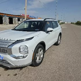 Mitsubishi Outlander 2021