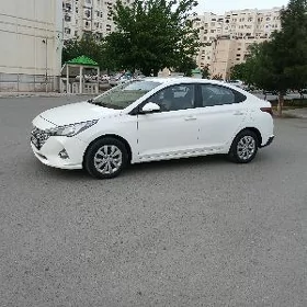 Hyundai Accent 2021
