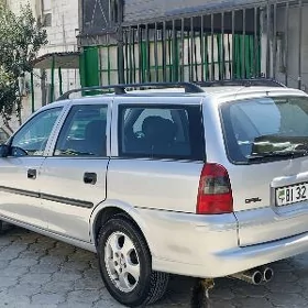 Opel Vectra 2000
