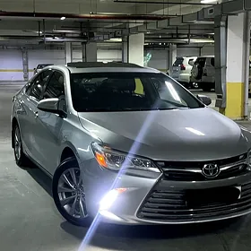 Toyota Camry 2017