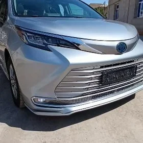 Toyota Sienna 2021