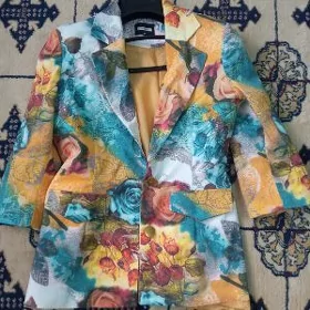 kastýum ve ýeñsiz