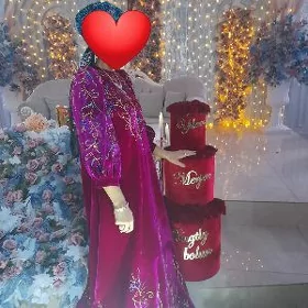 pommah gyzyl köýnek койнек