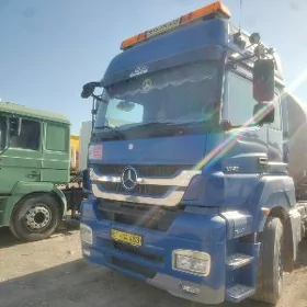Mercedes-Benz ACTROS 3331 2008