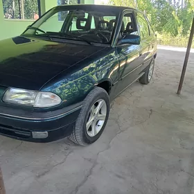 Opel Astra 1996