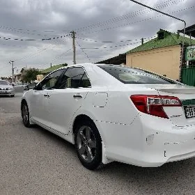 Toyota Camry 2013