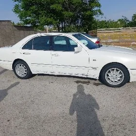 Mercedes-Benz 300E 1997