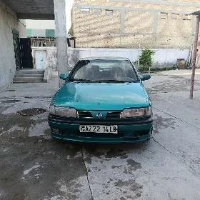 Nissan Primera 1996