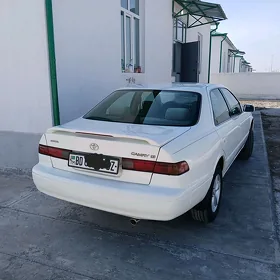 Toyota Camry 1999