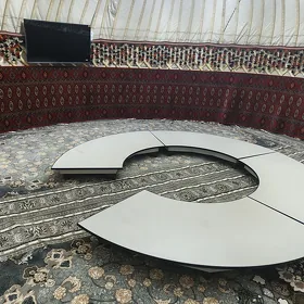 han tagta gara öý üçin