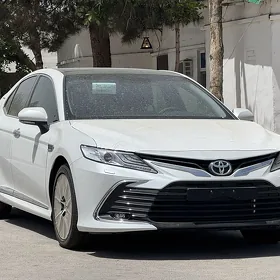 Toyota Camry 2024
