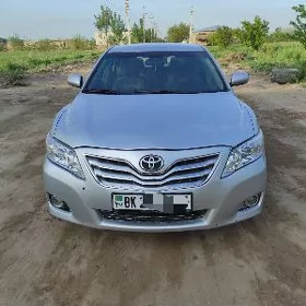 Toyota Camry 2010