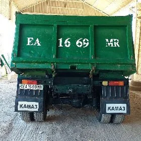 Kamaz 6520 2006