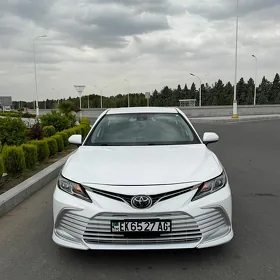 Toyota Camry 2023