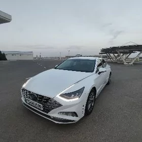 Hyundai Sonata 2021