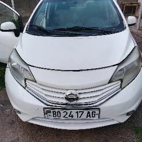 Nissan Versa Note 2013