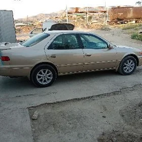 Toyota Camry 2001