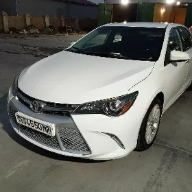 Toyota Camry 2015
