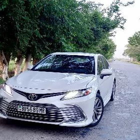 Toyota Camry 2022