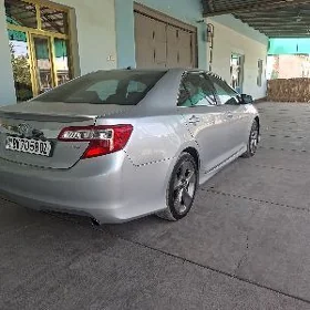 Toyota Camry 2013