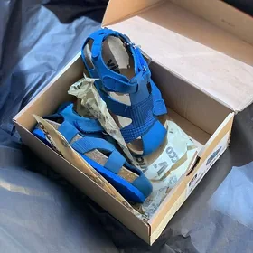 детская одежда и обувь