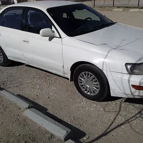 Toyota Corona 1995