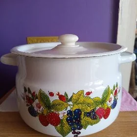 продаю кастрюли