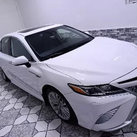 Toyota Camry 2020