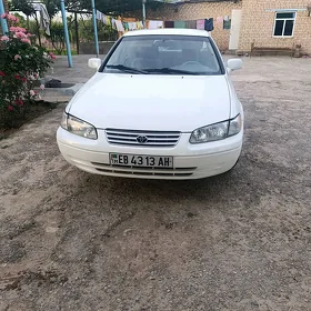 Toyota Camry 1998