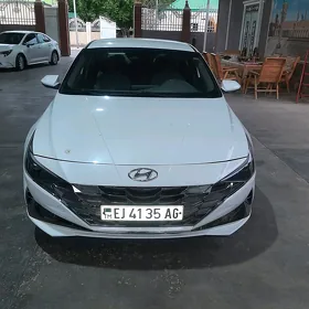 Hyundai Elantra 2021