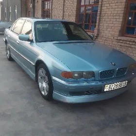 BMW 740 1999