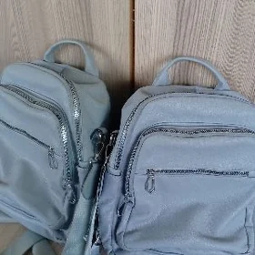 Mekdep papkalary we sumkalar