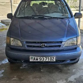 Toyota Sienna 1998