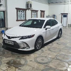Toyota Camry 2022