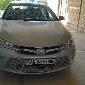 Toyota Camry 2017