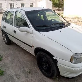 Opel Vita 1995