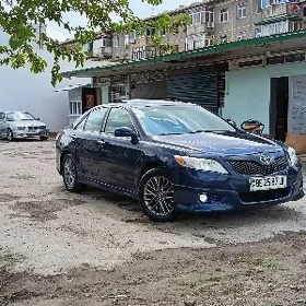 Toyota Camry 2011